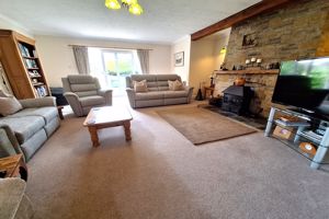 Living Room - click for photo gallery